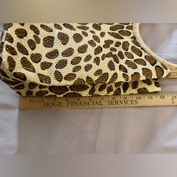 Avon Leopard Print Tote Bag, Body - 100% Paper, Lining - 100% Polyester NWOT - Picture 11 of 13